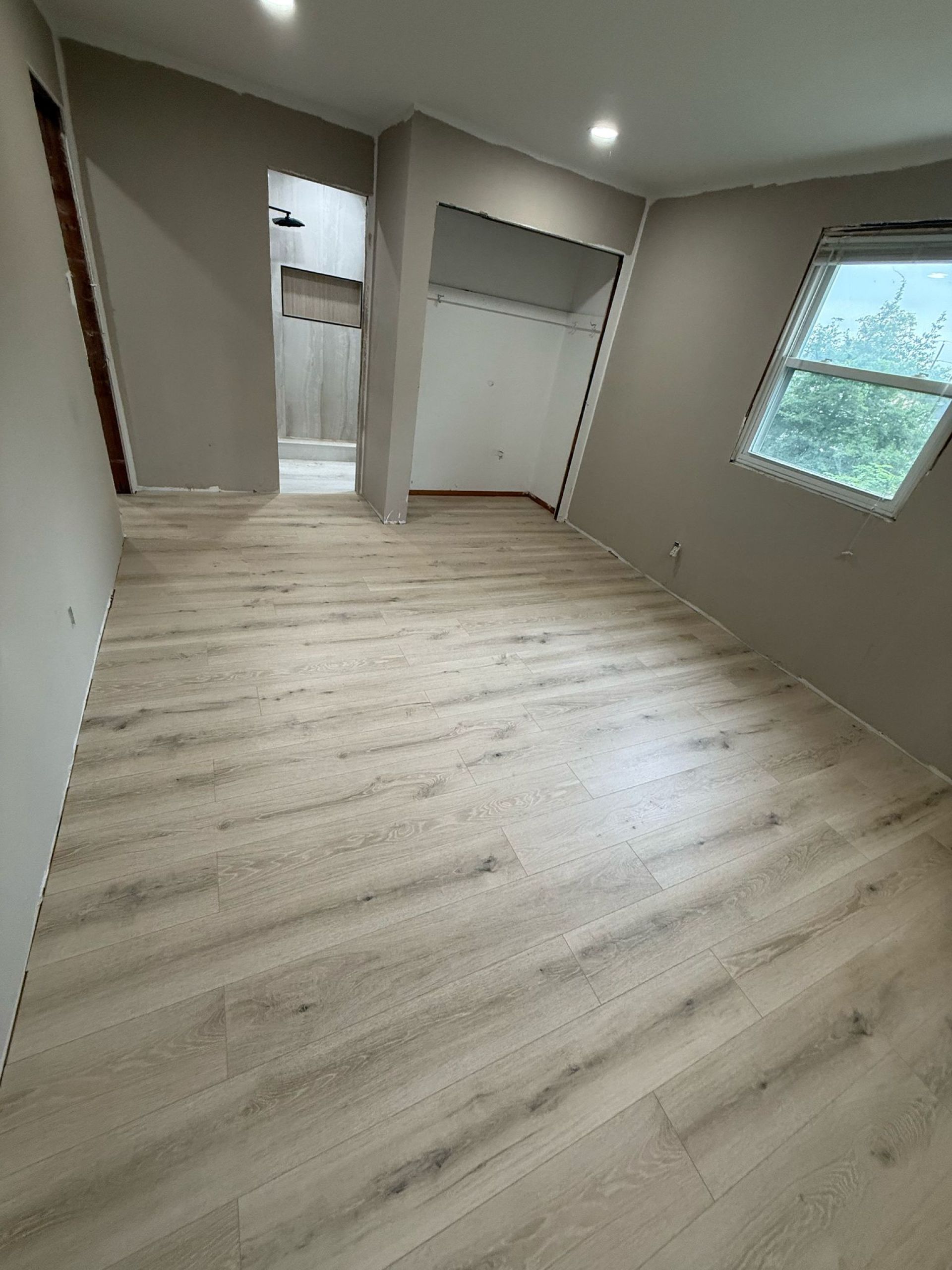 Beautiful-LVP-luxury-flooring-installation